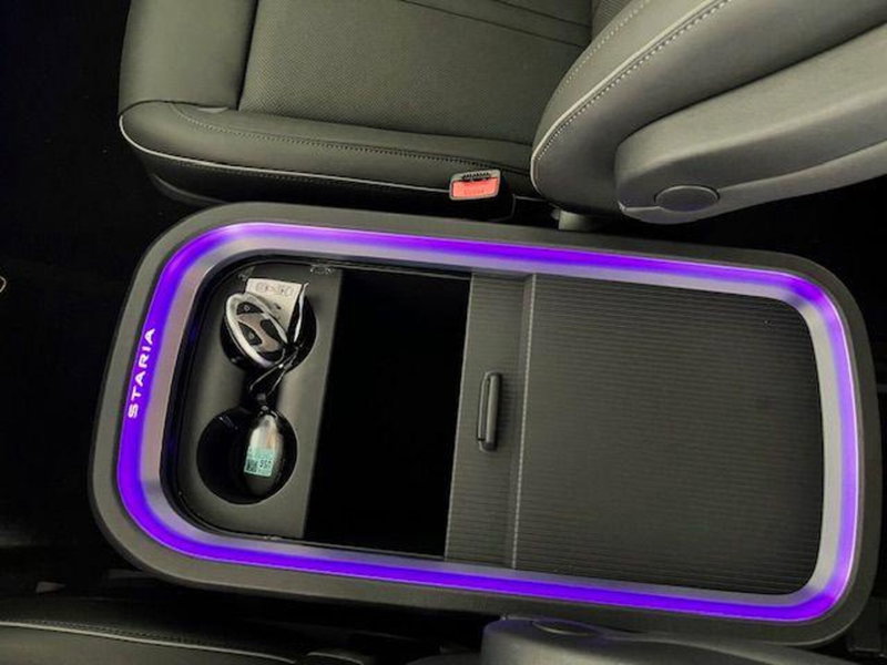Hyundai Staria nuova a Verbano Cusio Ossola (20)
