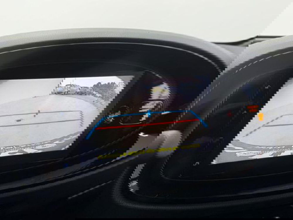 Toyota Aygo X usata a Como (20)