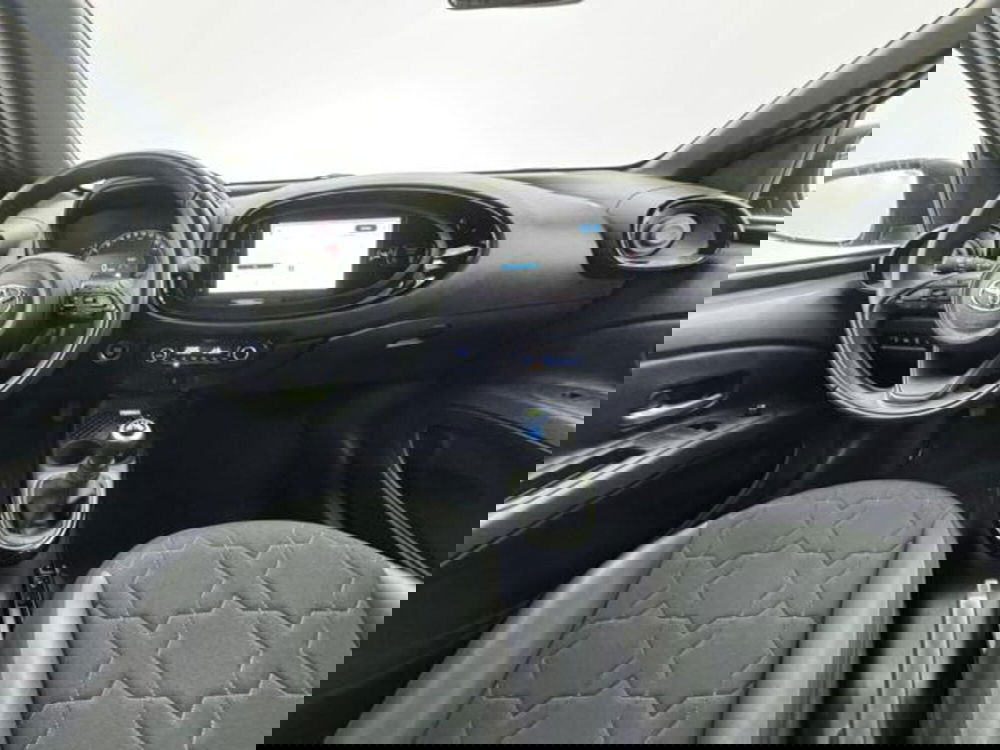 Toyota Aygo X usata a Como (4)