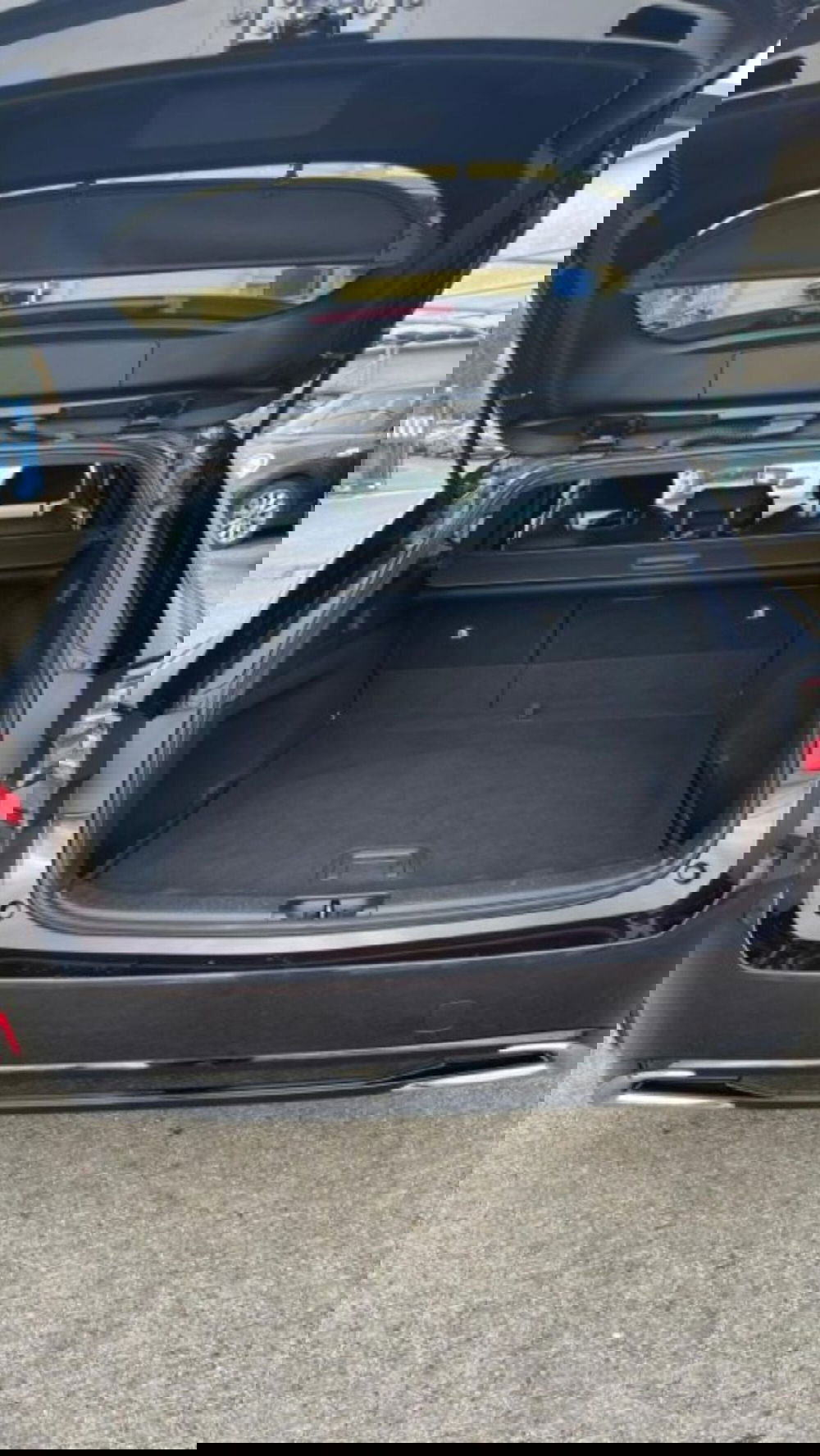 Suzuki Swace usata a Novara (14)