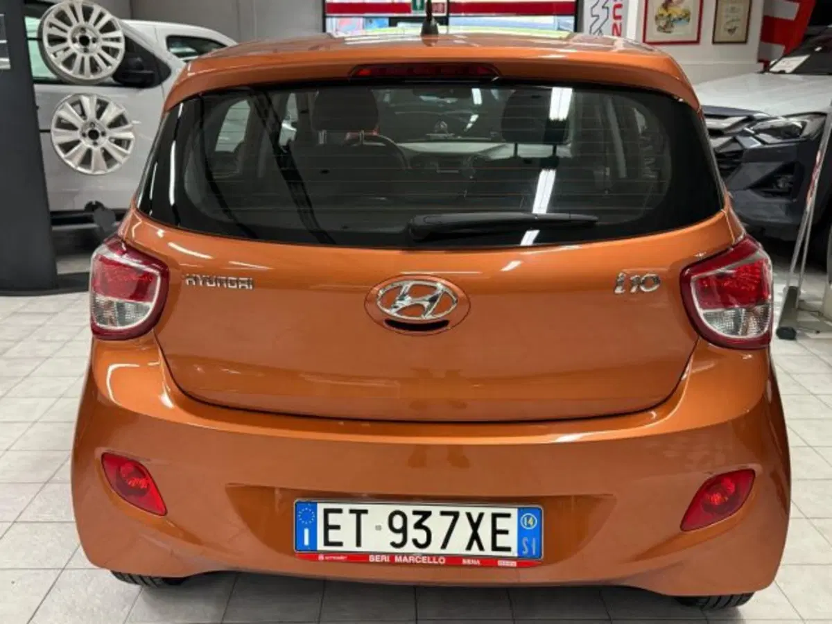 Hyundai i10 usata a Siena (4)
