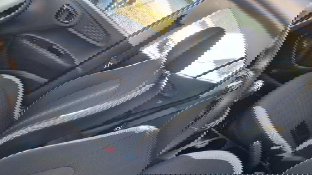 Hyundai i10 usata a Savona (12)