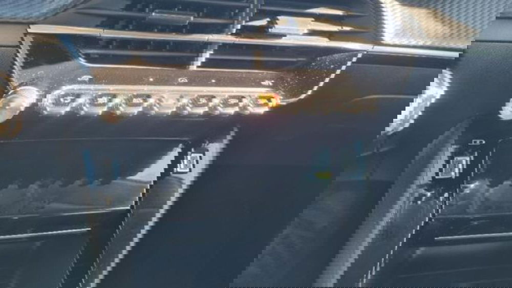 Peugeot 208 usata a Savona (10)