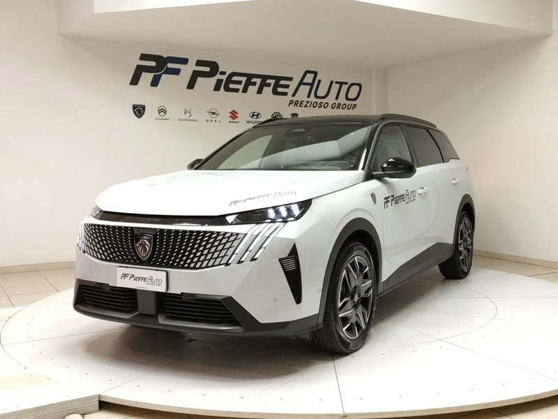 Peugeot 5008 nuova a Teramo