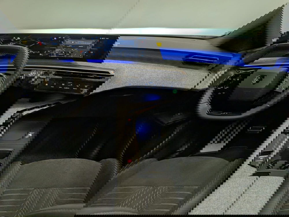 Peugeot 5008 nuova a Teramo (16)