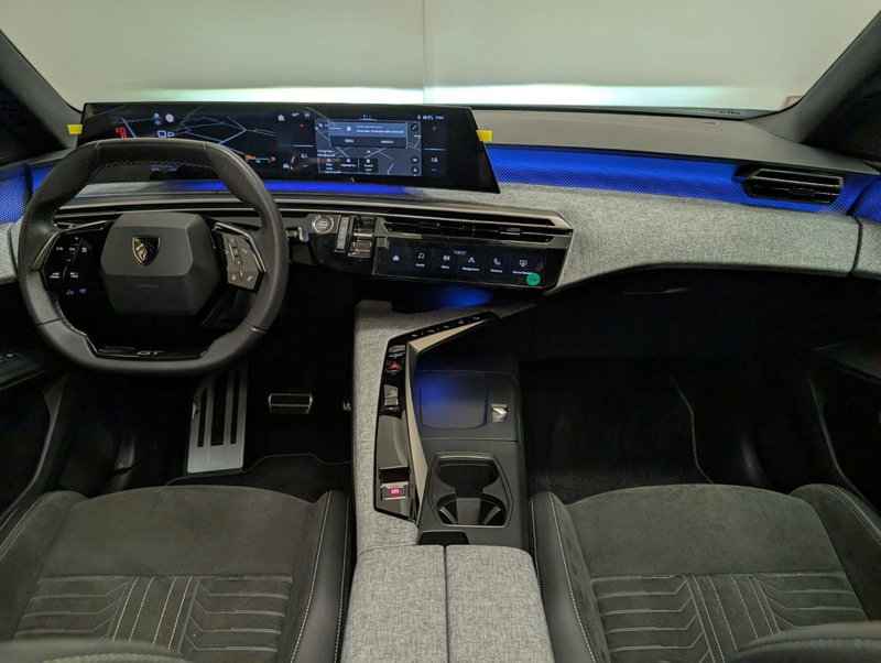 Peugeot 5008 nuova a Teramo (16)
