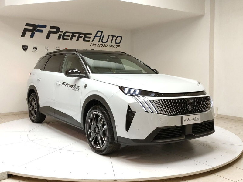 Peugeot 5008 nuova a Teramo (6)
