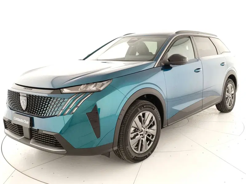 Peugeot 5008 nuova a Caserta