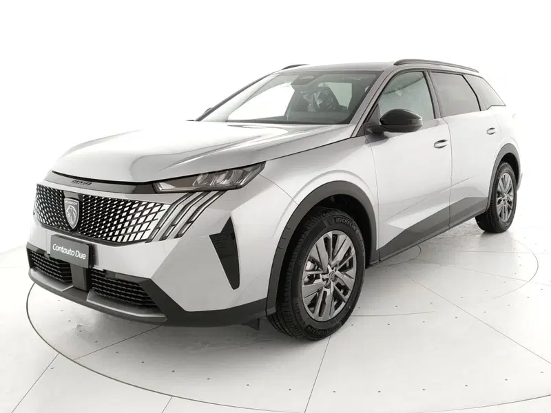 Peugeot 5008 nuova a Caserta