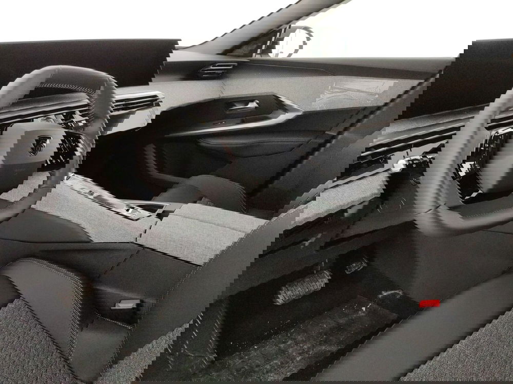 Peugeot 5008 nuova a Caserta (18)