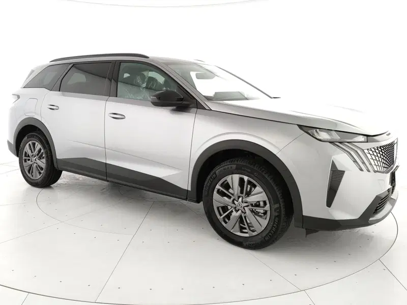 Peugeot 5008 nuova a Caserta (3)