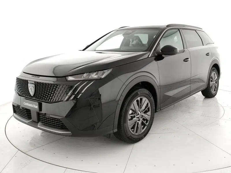 Peugeot 5008 nuova a Caserta