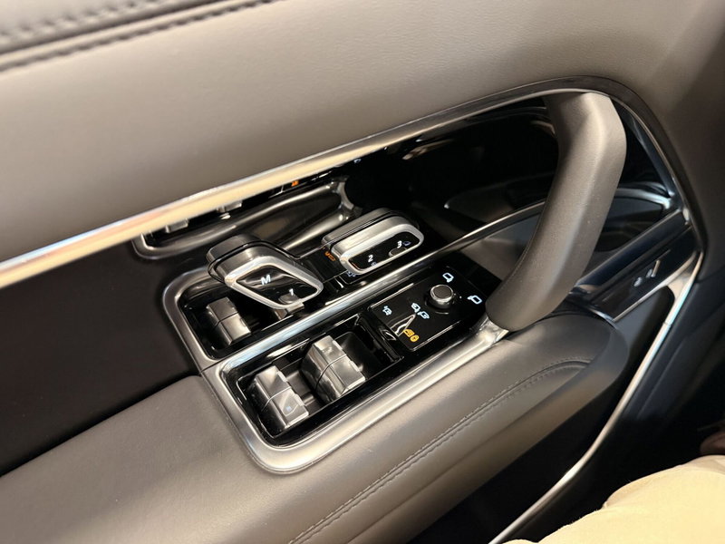 Land Rover Range Rover usata a Lecco (11)