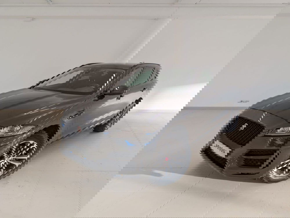 Jaguar F-Pace usata a Cuneo