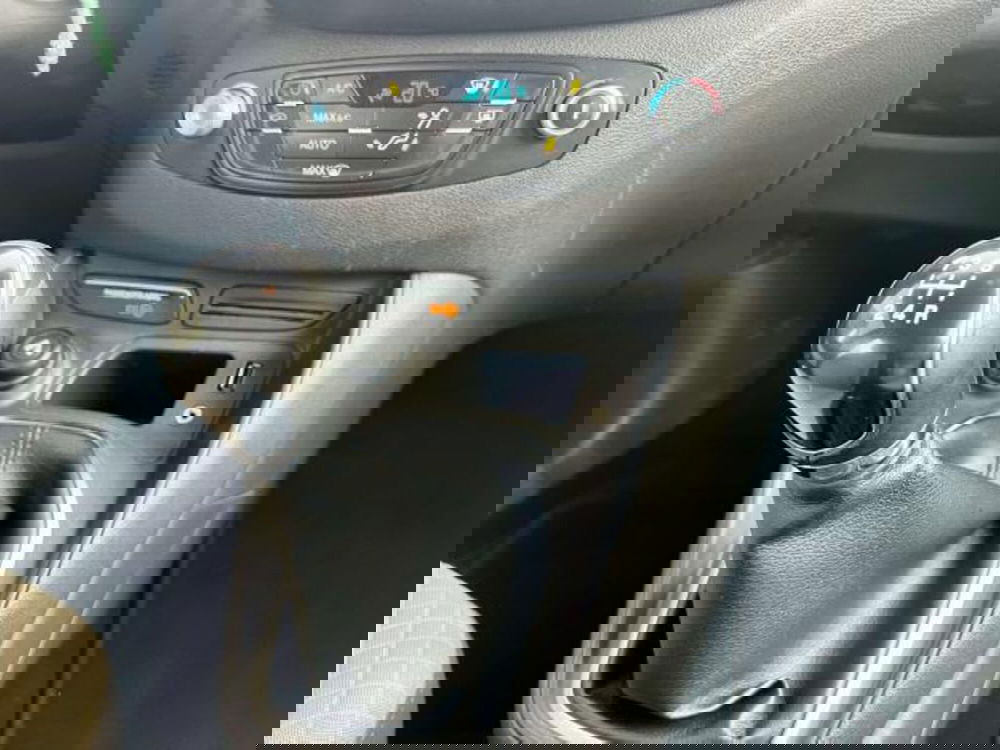 Ford Tourneo Courier usata a Savona (20)