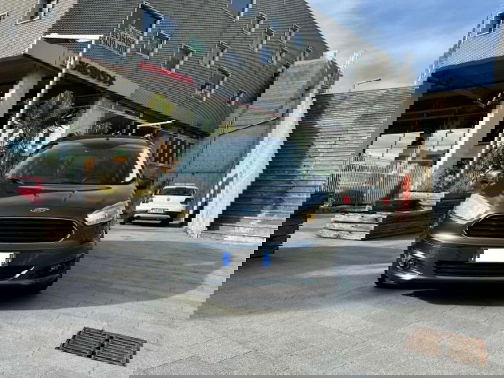 Ford Tourneo Courier usata a Savona (3)