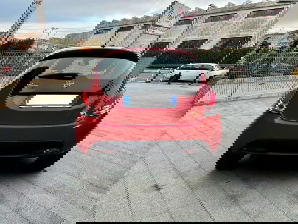 Lancia Ypsilon usata a Savona (6)