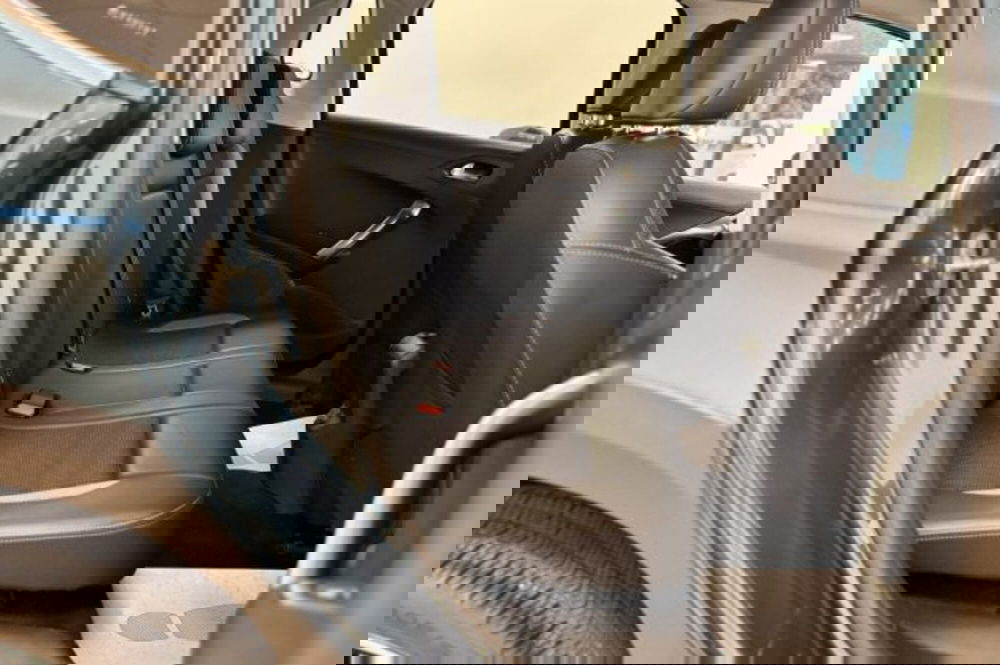 Peugeot 2008 usata a Latina (10)