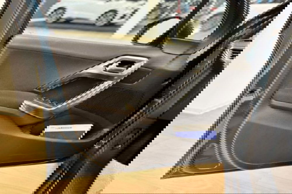 Peugeot 2008 usata a Latina (12)