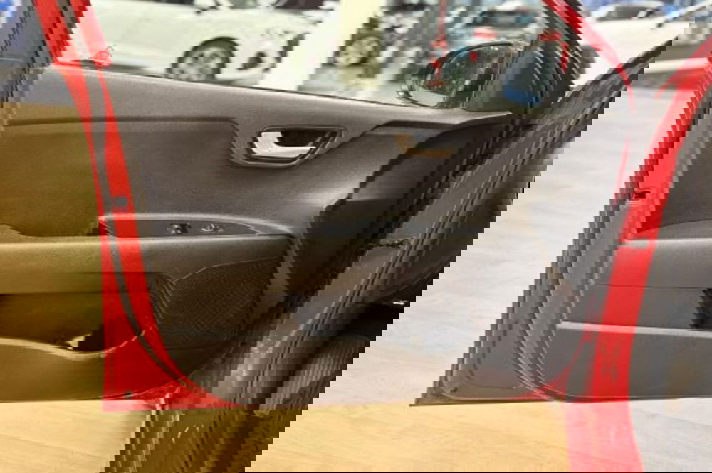Kia Rio usata a Latina (12)