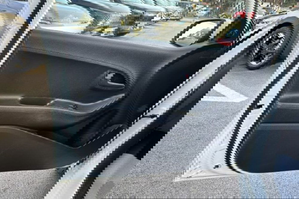 Kia Picanto usata a Latina (12)