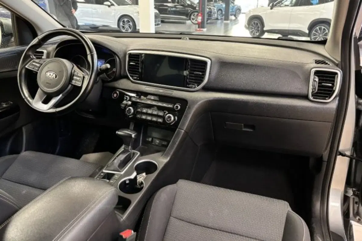 Kia Sportage usata a Latina (9)