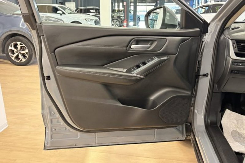 Nissan Qashqai usata a Latina (11)