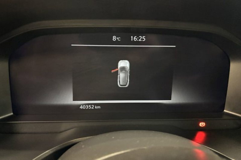 Nissan Qashqai usata a Latina (12)