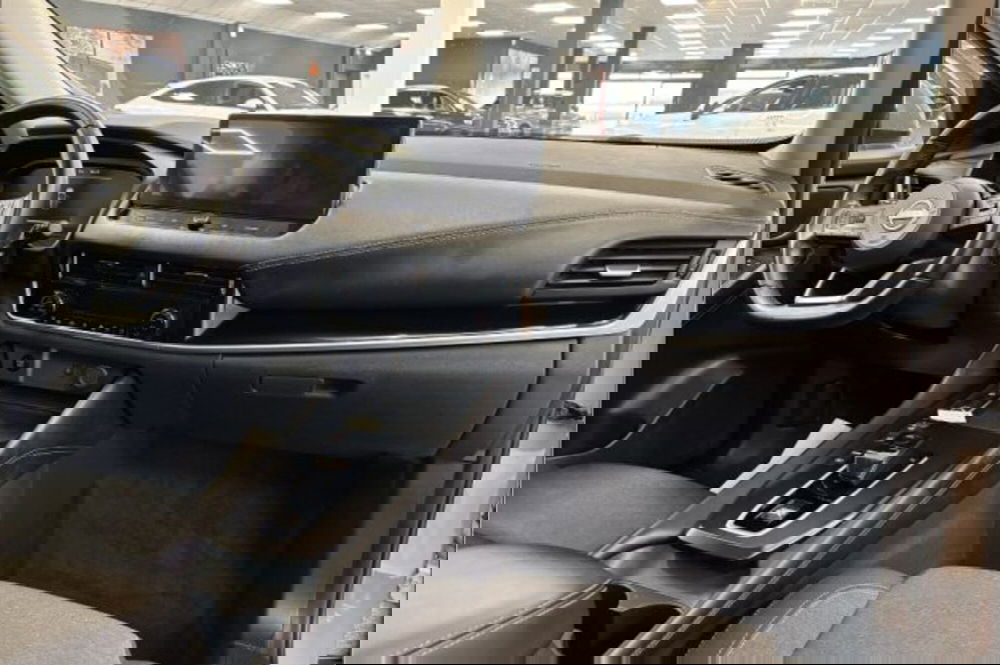 Nissan Qashqai usata a Latina (8)