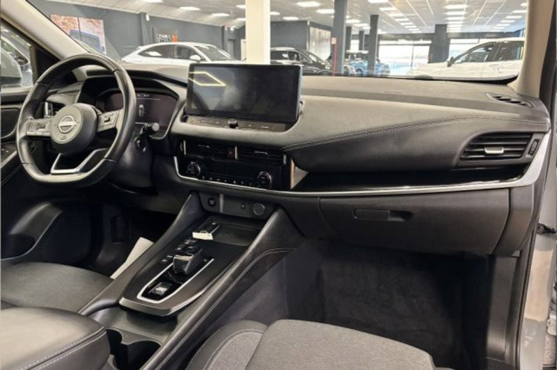 Nissan Qashqai usata a Latina (8)
