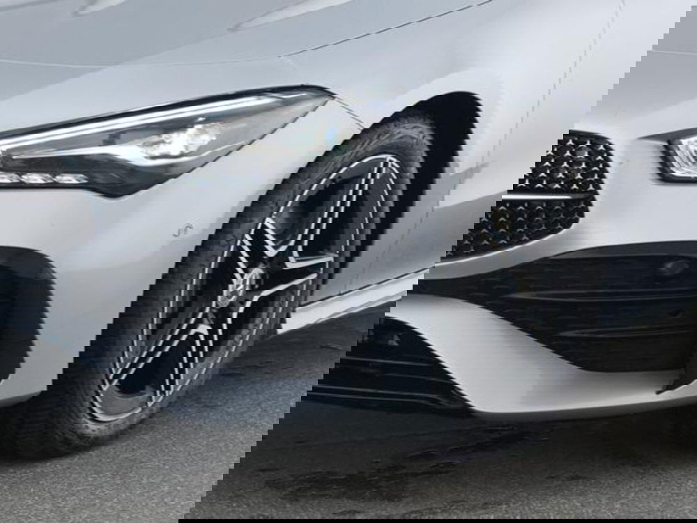 Mercedes-Benz CLA Shooting Brake usata a Milano (10)