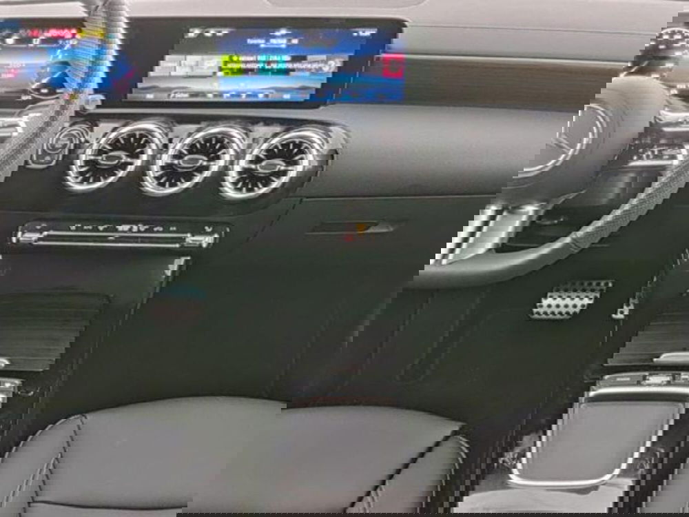 Mercedes-Benz CLA usata a Milano (7)