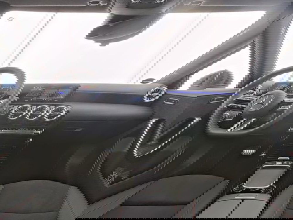 Mercedes-Benz Classe A Sedan usata a Milano (5)