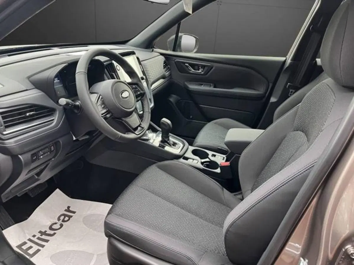 Subaru Forester nuova a Milano (12)