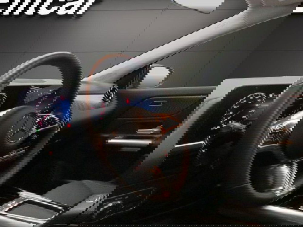 Mercedes-Benz GLA SUV usata a Novara (16)