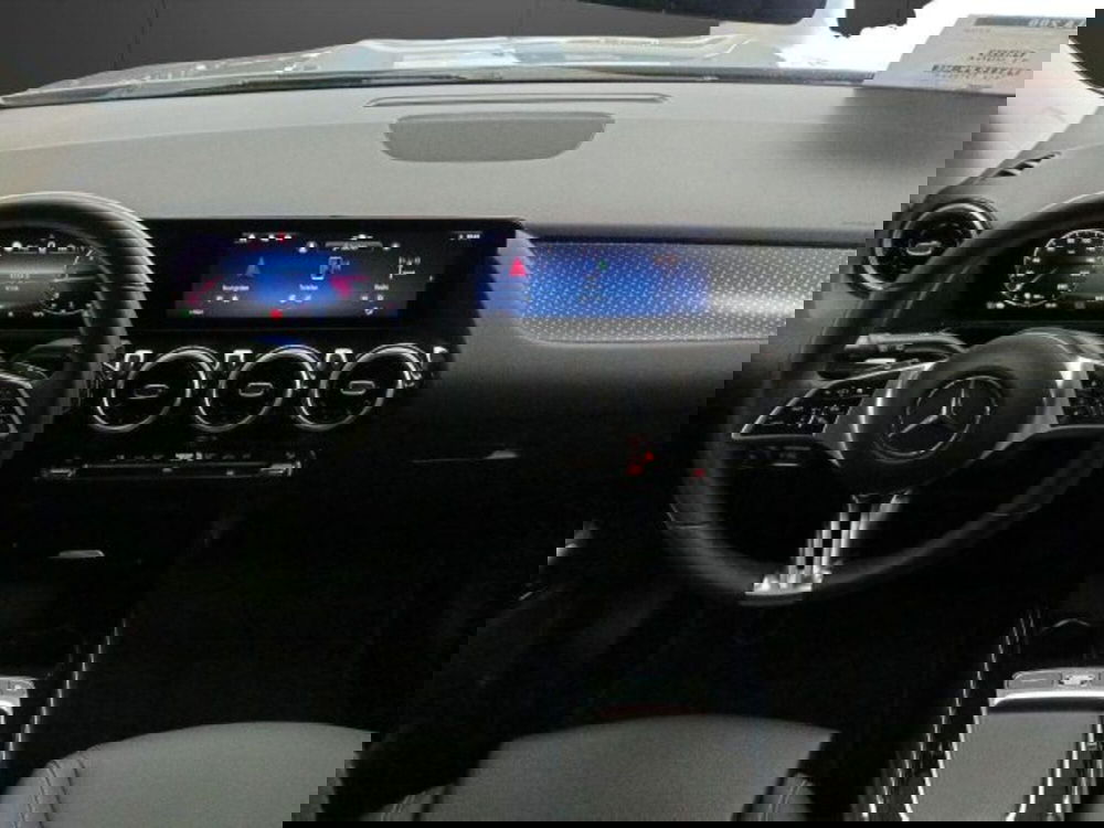 Mercedes-Benz GLA SUV usata a Novara (17)