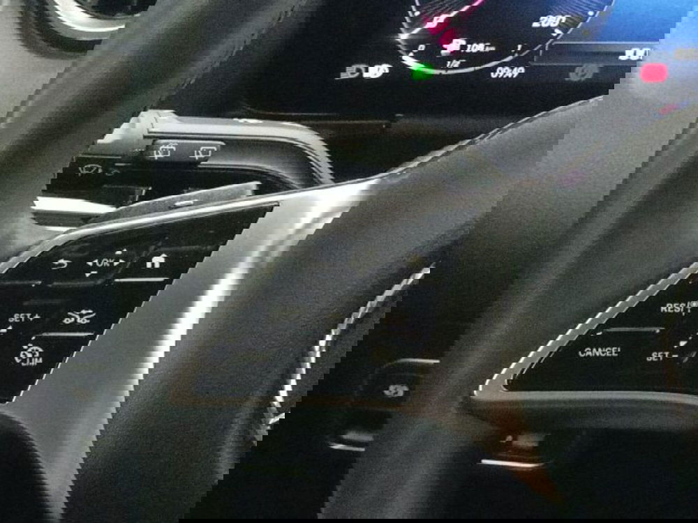 Mercedes-Benz GLA SUV usata a Novara (18)