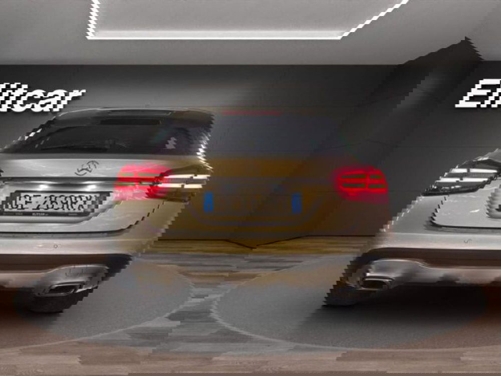 Mercedes-Benz GLA SUV usata a Novara (5)