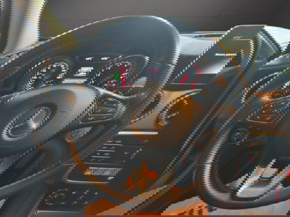 Mercedes-Benz GLA SUV usata a Novara (9)