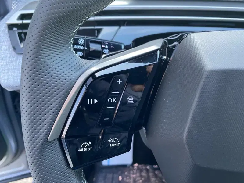 Peugeot 3008 nuova a Torino (11)