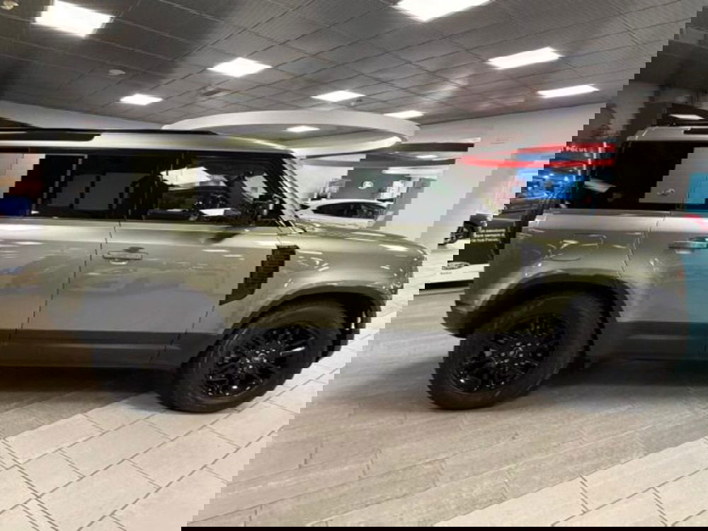 Land Rover Defender usata a Cuneo (8)