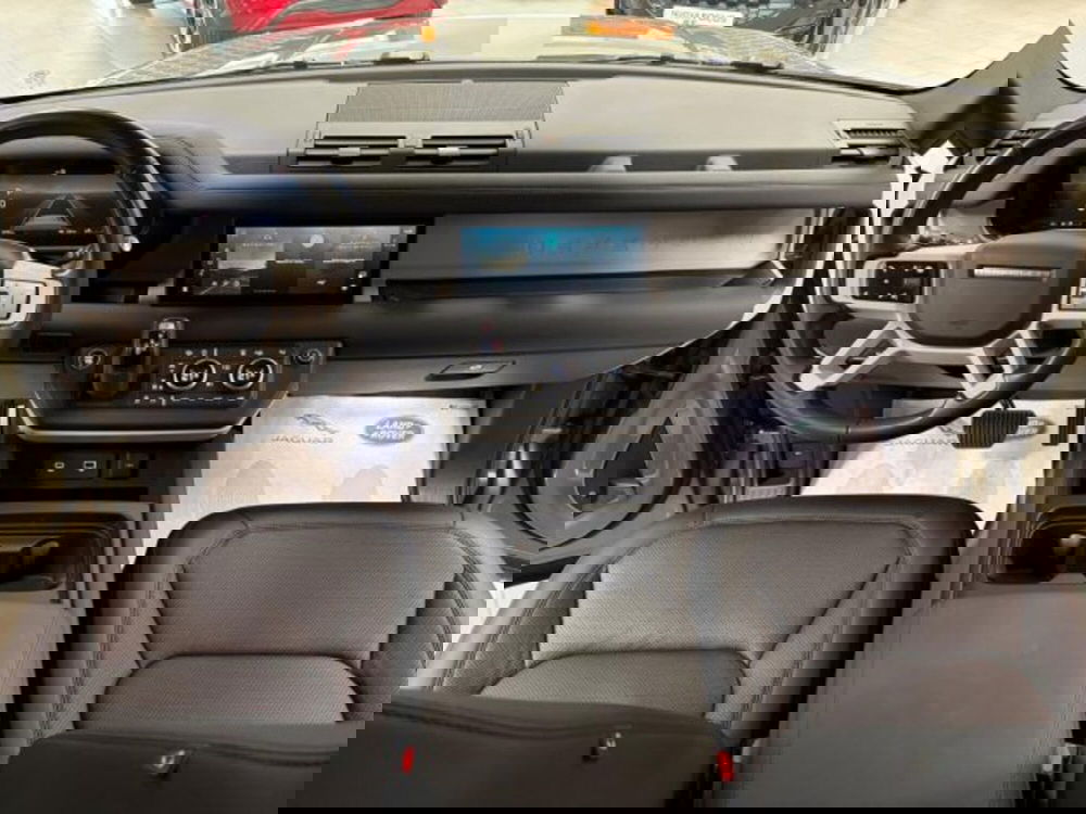 Land Rover Defender usata a Cuneo (9)