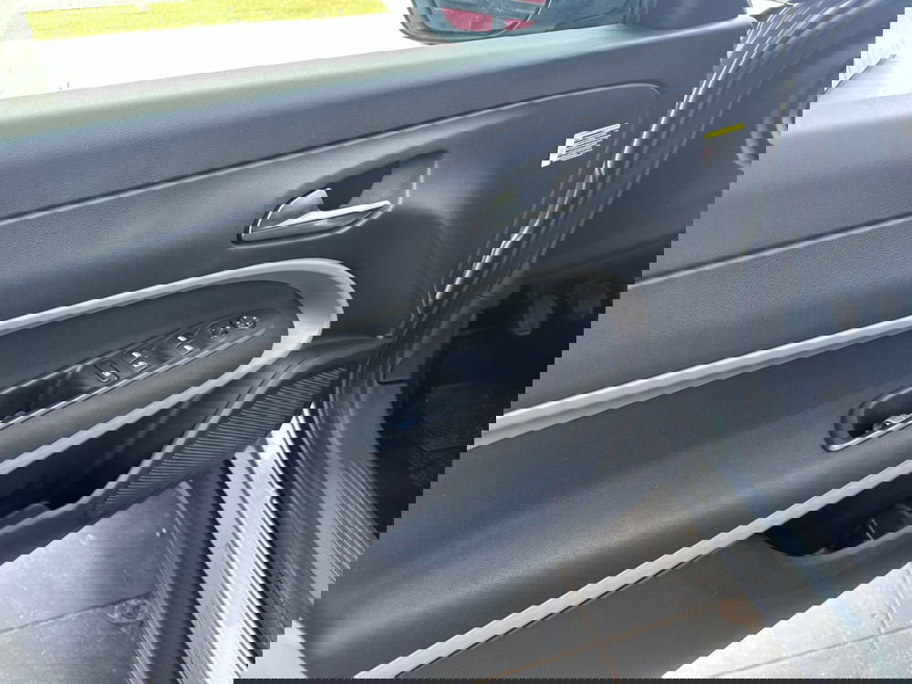 Jeep Avenger usata a Frosinone (3)