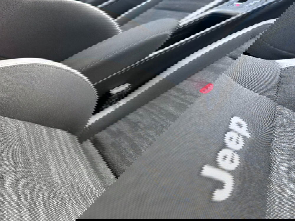 Jeep Avenger usata a Frosinone (4)