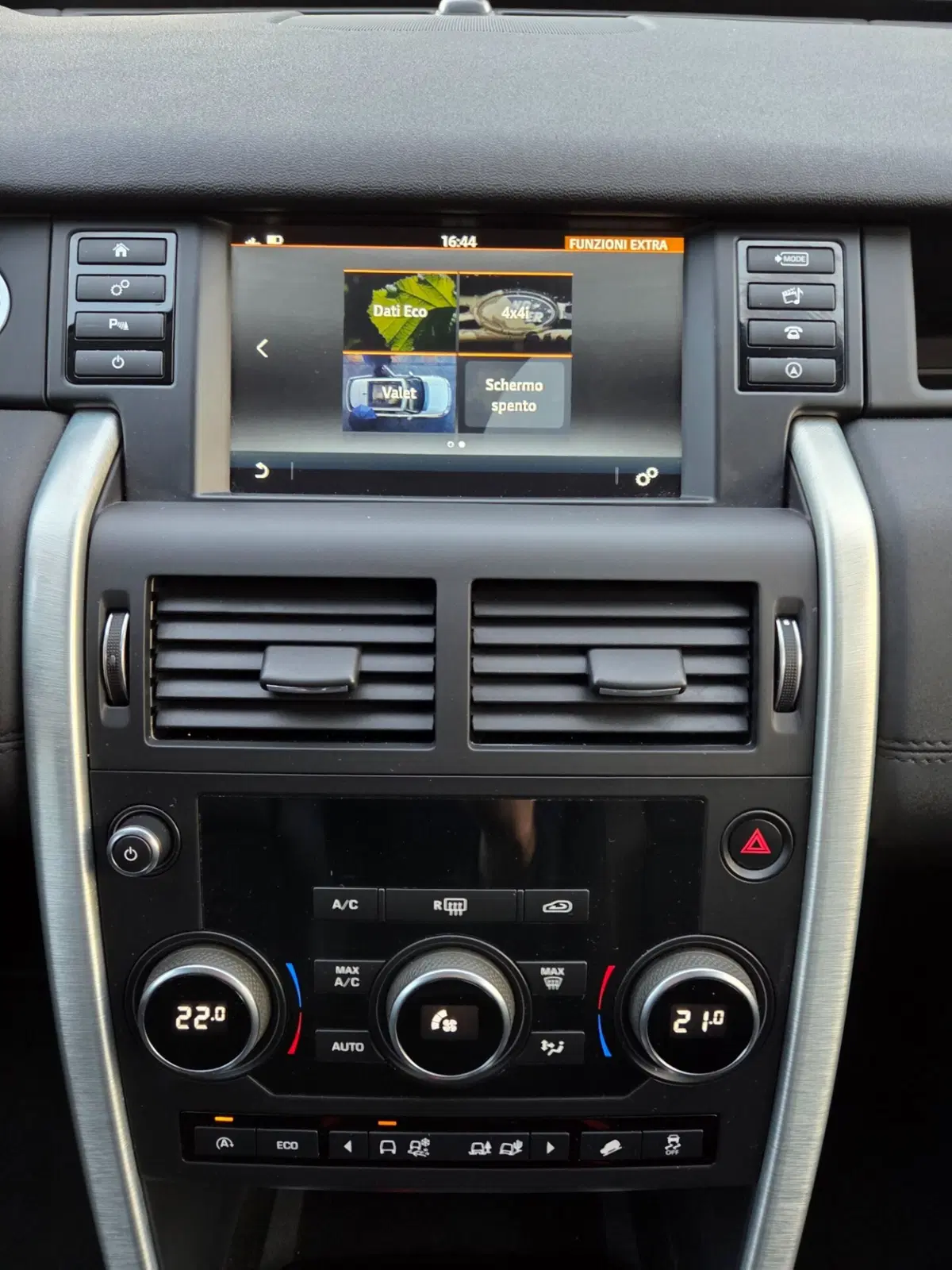 Land Rover Discovery Sport usata a Torino (10)