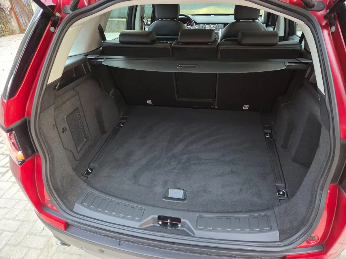 Land Rover Discovery Sport usata a Torino (17)