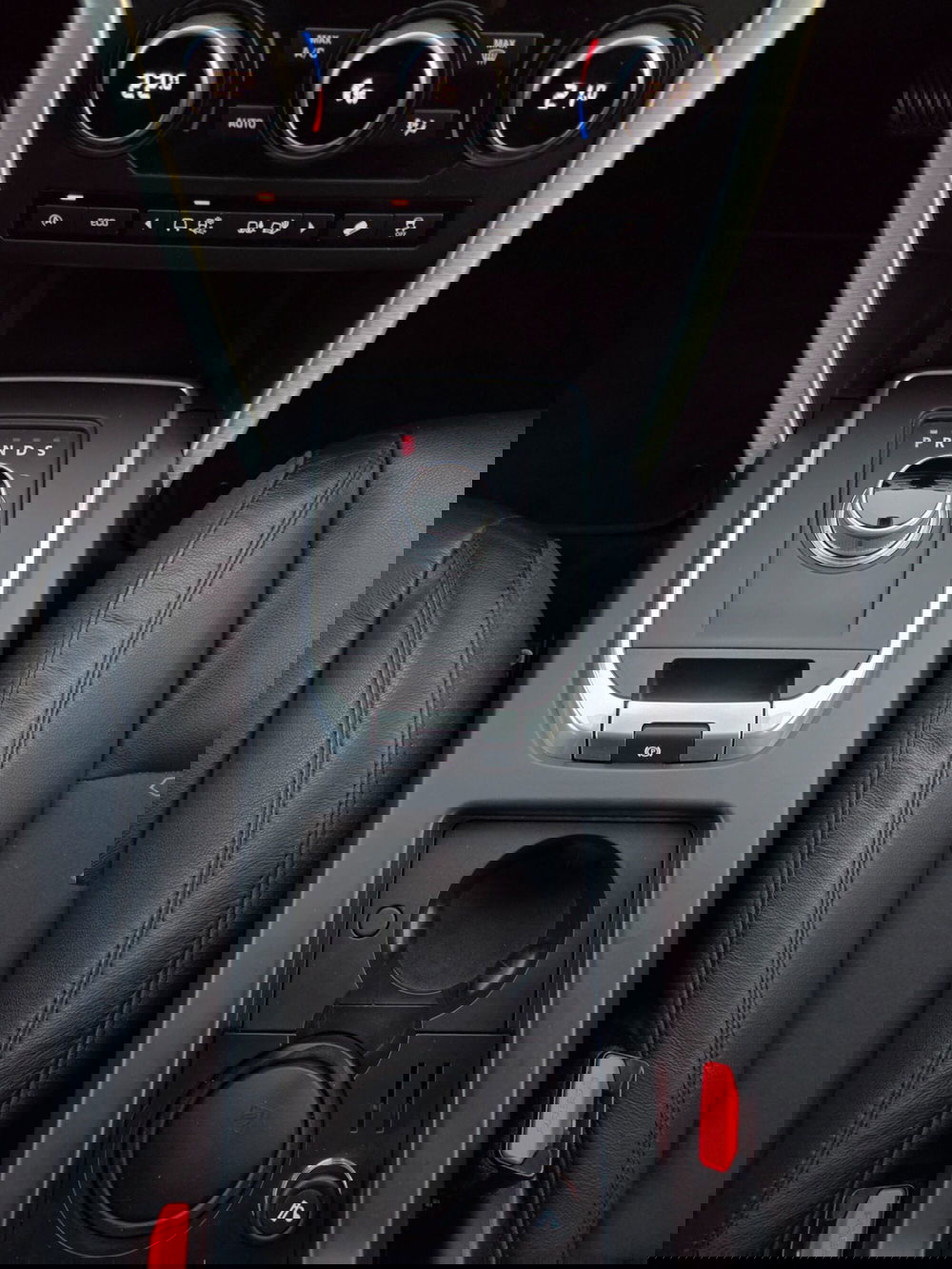 Land Rover Discovery Sport usata a Torino (18)