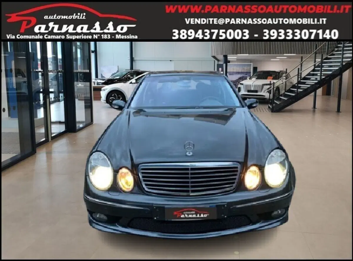 Mercedes-Benz Classe E usata a Messina (17)