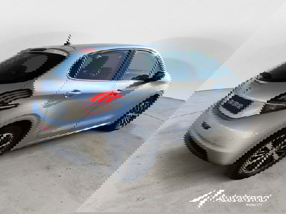 Peugeot 208 usata a Bari (2)