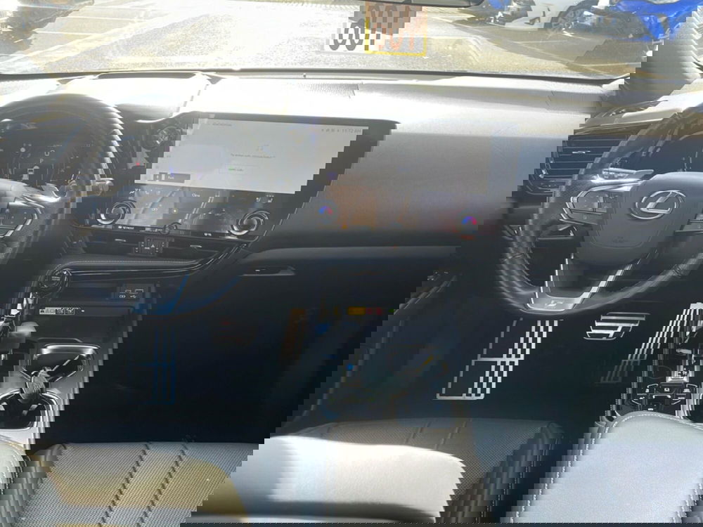 Lexus NX usata a Piacenza (11)